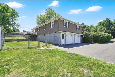 762 Center St, Ludlow, MA 01056 - Photo 35