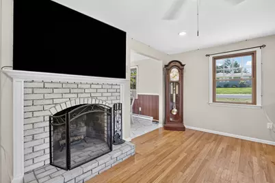 762 Center St, Ludlow, MA 01056 - Photo 19