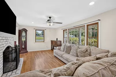 762 Center St, Ludlow, MA 01056 - Photo 17
