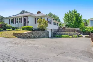 66 Overlook Rd, Marblehead, MA 01945 - Photo 1