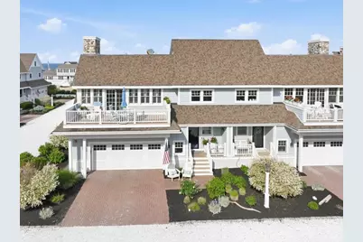 33 Central Ave #11, Scituate, MA 02050 - Photo 1