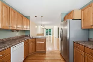 9 Liberty Dr, Pembroke, MA 02359 - Photo 7
