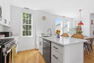 88 Bartlett Street #2, Boston, MA 02129 - Photo 5
