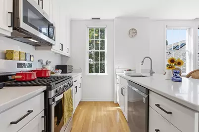 88 Bartlett Street #2, Boston, MA 02129 - Photo 3