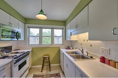 31 Angela Lane #31, Watertown, MA 02472 - Photo 7