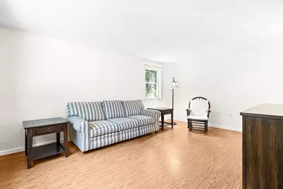 20 Hillcrest Ave, Dracut, MA 01826 - Photo 3