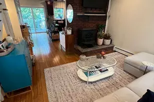 429 E 6th St, Boston, MA 02127 - Photo 3
