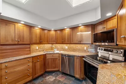 30 Stearns Rd #PHB, Brookline, MA 02446 - Photo 11