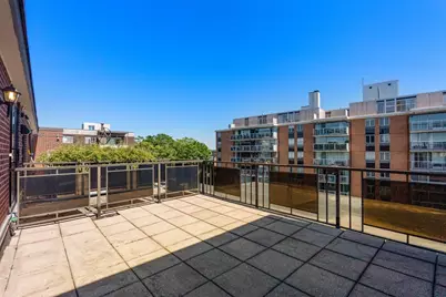 30 Stearns Rd #PHB, Brookline, MA 02446 - Photo 23