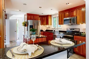 29 Buckingham Rd, Milton, MA 02186 - Photo 9