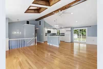 20 Franklin St, Billerica, MA 01862 - Photo 5