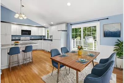 20 Franklin St, Billerica, MA 01862 - Photo 9