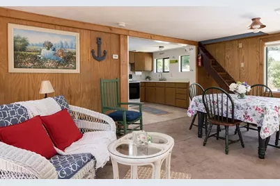 33 Kingwood St, Wareham, MA 02571 - Photo 5