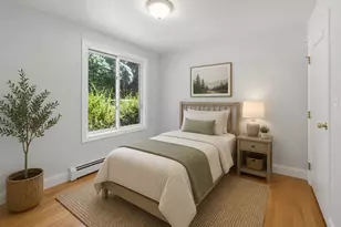 165R Chestnut St, Foxboro, MA 02035 - Photo 5