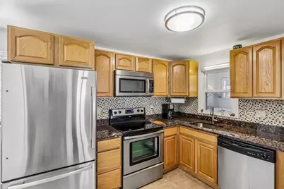 66 Washington Ave, Revere, MA 02151 - Photo 3