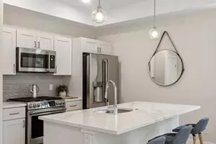 12 Arnold Cir, Cambridge, MA 02139 - Photo 9