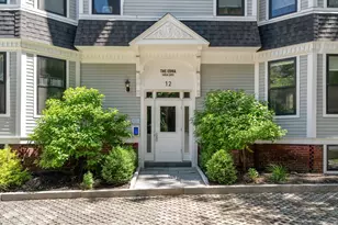 12 Arnold Cir, Cambridge, MA 02139 - Photo 1