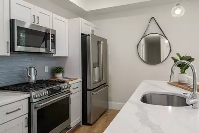 12 Arnold Circle #3, Cambridge, MA 02139 - Photo 7