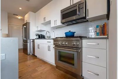 420 W Broadway #501, Boston, MA 02127 - Photo 3