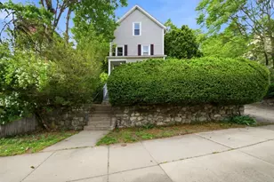 722 Highland Ave, Malden, MA 02148 - Photo 1