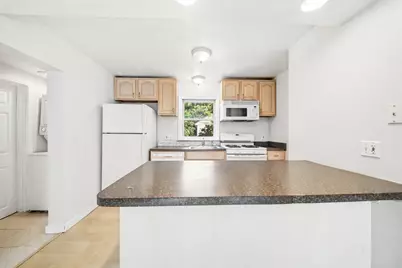 722 Highland Ave, Malden, MA 02148 - Photo 7