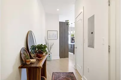 232 Old Colony Ave #401, Boston, MA 02127 - Photo 3