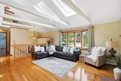 27 Tilden Cr, Weymouth, MA 02190 - Photo 3
