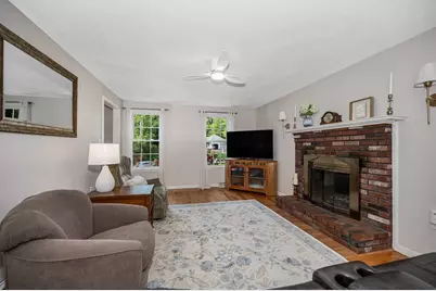 207 Trout Brook Rd, Dracut, MA 01826 - Photo 13