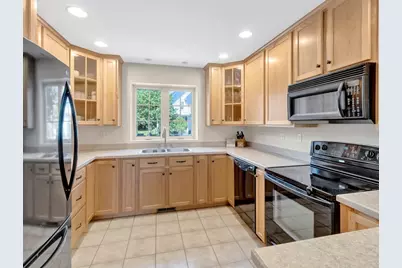 13 Shawmut Ave #13, Mansfield, MA 02048 - Photo 9