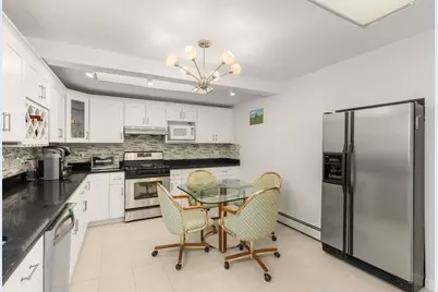 27 Windom St, Boston, MA 02134 - Photo 11