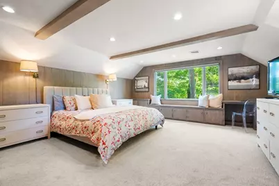 28 York Rd, Newton, MA 02468 - Photo 9