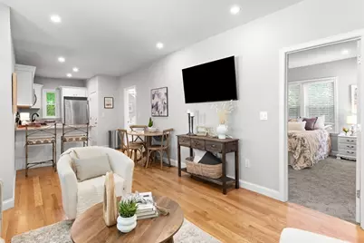 163 Elm St #1, Amesbury, MA 01913 - Photo 5
