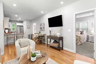 163 Elm St, Amesbury, MA 01913 - Photo 5