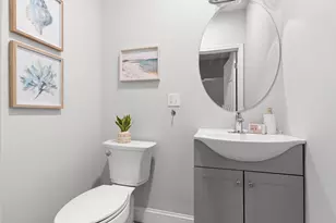 163 Elm St, Amesbury, MA 01913 - Photo 17