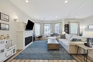 56 Byron St, Boston, MA 02128 - Photo 9