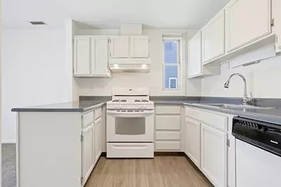14 Concord Greene #8, Concord, MA 01742 - Photo 9