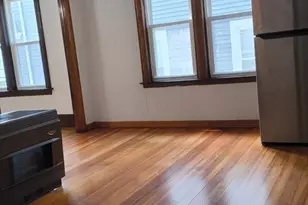 570 William St, Fall River, MA 02721 - Photo 5