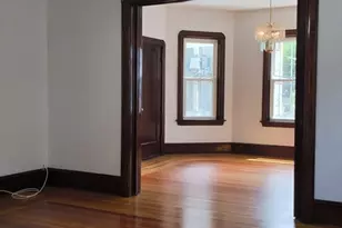 570 William St, Fall River, MA 02721 - Photo 3