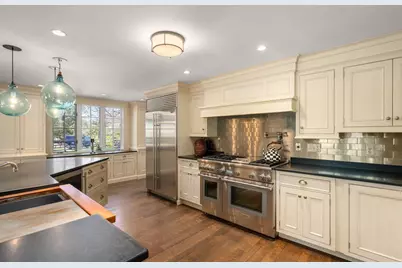 845 North St, Walpole, MA 02081 - Photo 5