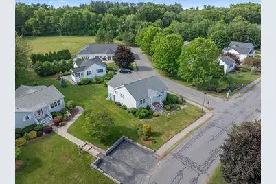 90 Crystal Water Dr #90, East Bridgewater, MA 02333 - Photo 7