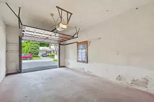 22 Chilton St, Belmont, MA 02478 - Photo 33