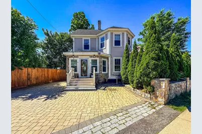 42 Winthrop St, Framingham, MA 01702 - Photo 1