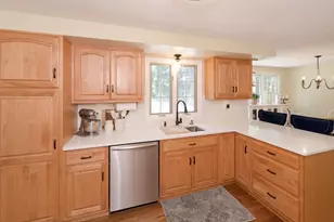 101 Hunter Rd, Uxbridge, MA 01569 - Photo 15