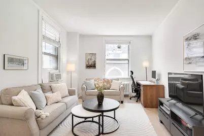 21 Beacon St #8G, Boston, MA 02108 - Photo 3
