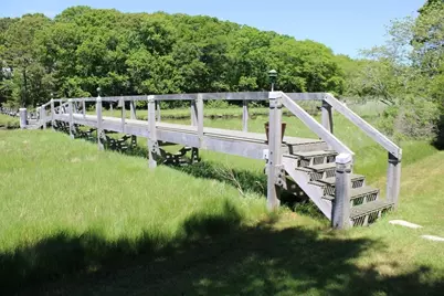 133 Edgewater Dr W, Falmouth, MA 02536 - Photo 9