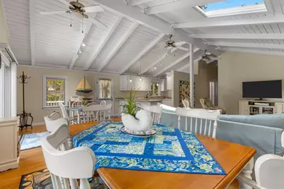 133 Edgewater Dr W, Falmouth, MA 02536 - Photo 15