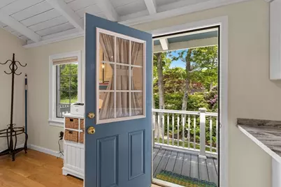 133 Edgewater Dr W, Falmouth, MA 02536 - Photo 11