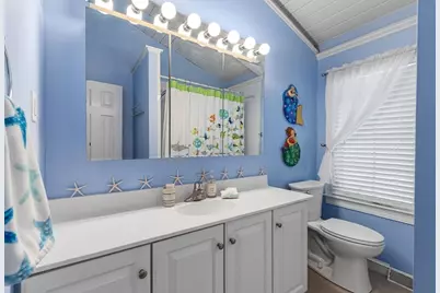 133 Edgewater Dr W, Falmouth, MA 02536 - Photo 21