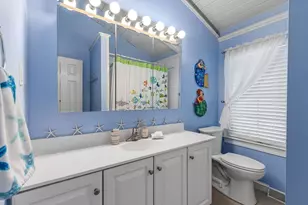 133 Edgewater Dr W, Falmouth, MA 02536 - Photo 21