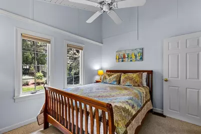 133 Edgewater Dr W, Falmouth, MA 02536 - Photo 23